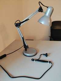 Table Lamp / Candeeiro de secretaria / Lâmpada de mesa