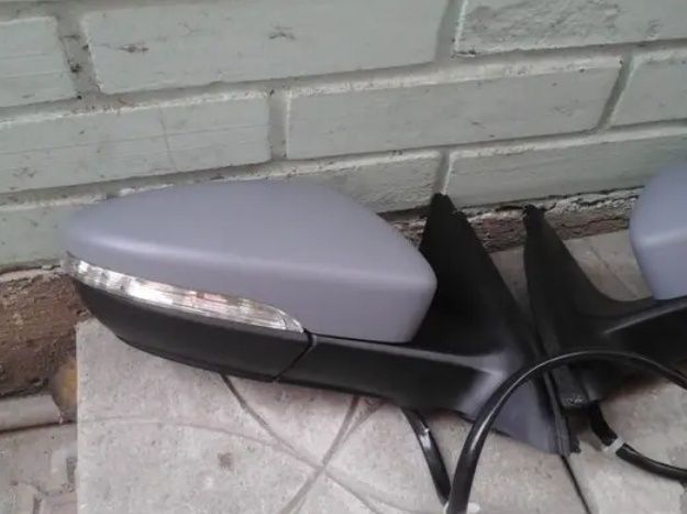Зеркало боковое VW Jetta 6 Джета 6