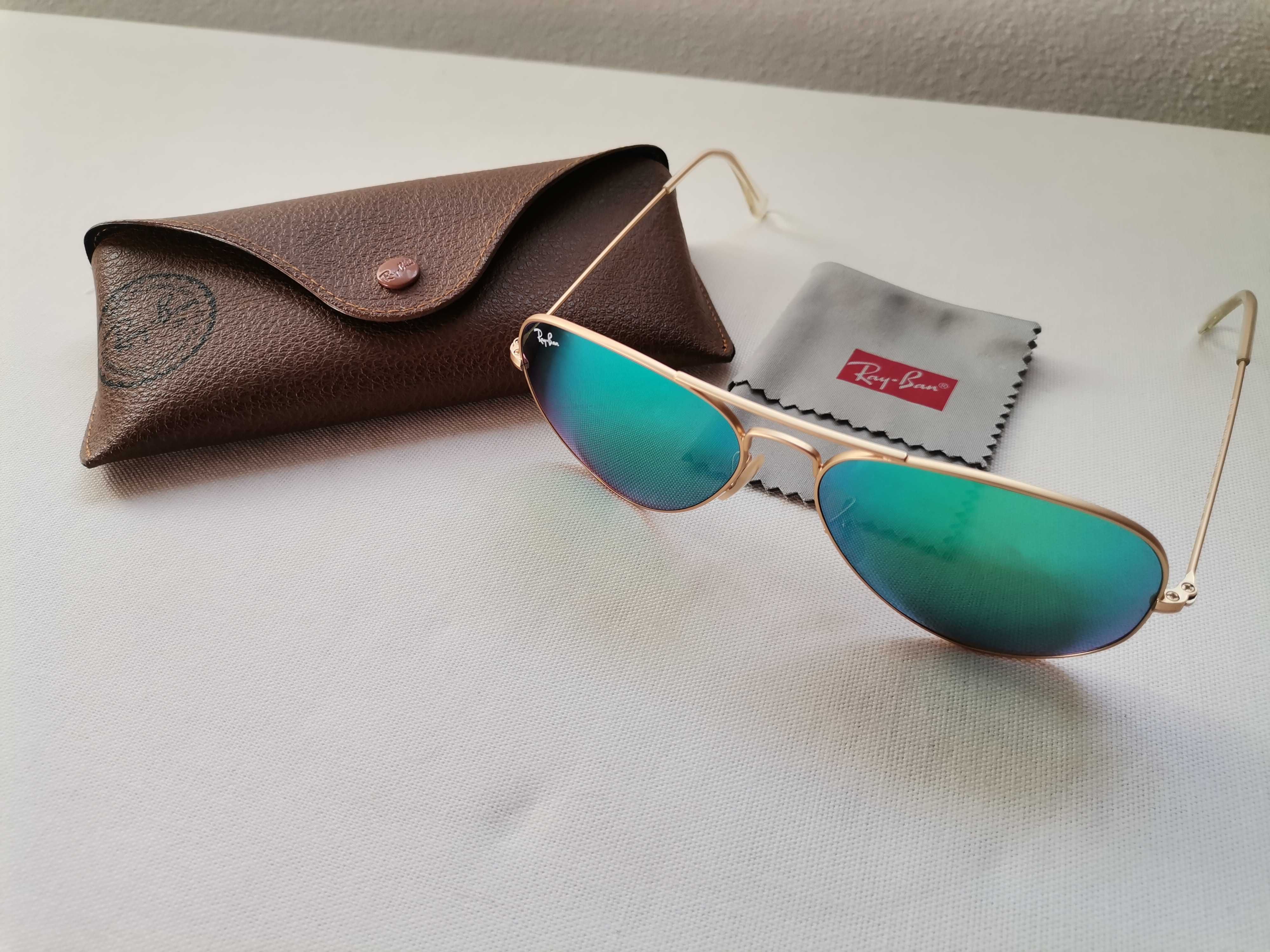 Óculos de sol Ray-Ban aviador espelhados