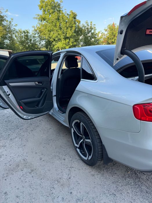 Audi A4 2013 повний привід