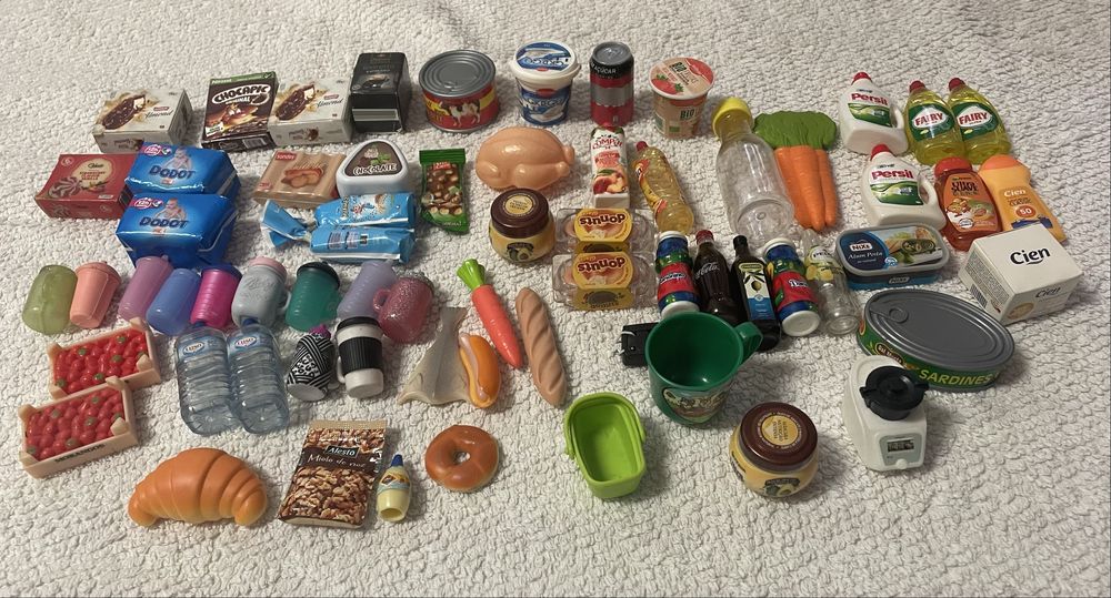 Vendo miniaturas de alimentos