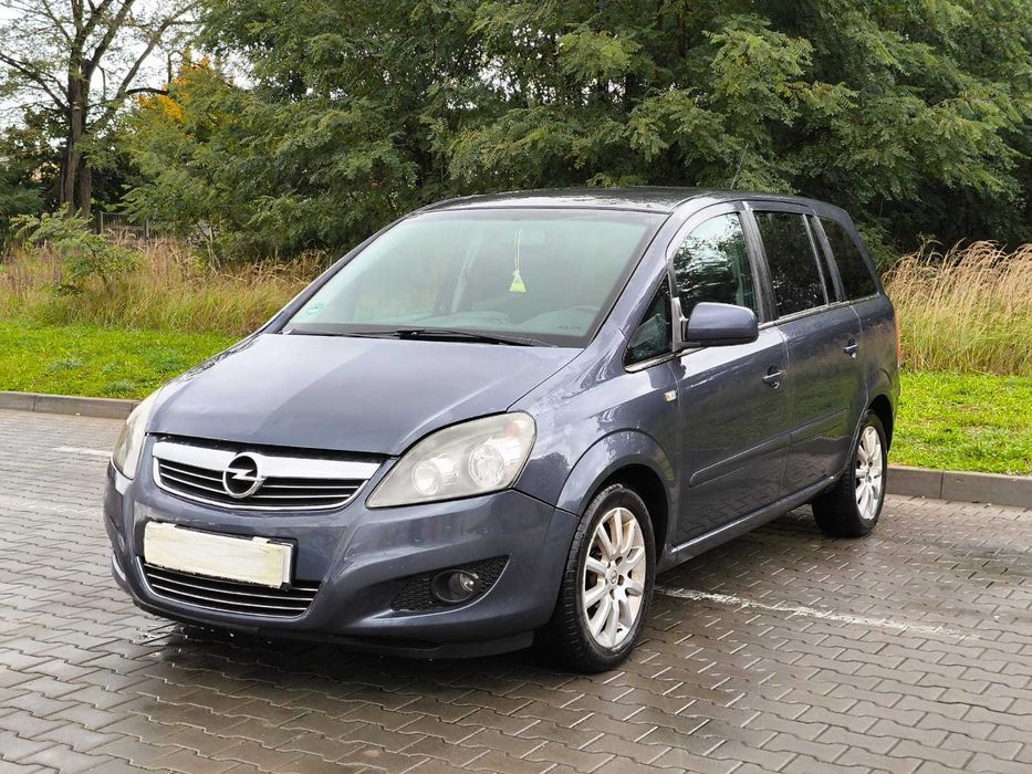 Opel Zafira B| 1.7 CDTi | 125 KM| 2010|7-os| 6-bieg| 1-WŁ|Nowy rozrząd