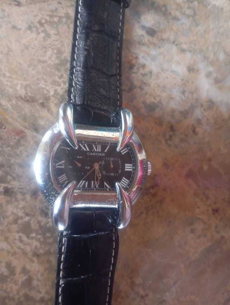 à venda:
relógio Cartier Swiss Twenty Five 25 jewels.