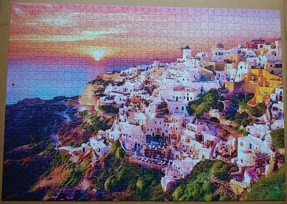 Puzzle Trefl 1000 - Santorini o zachodzie słońca.