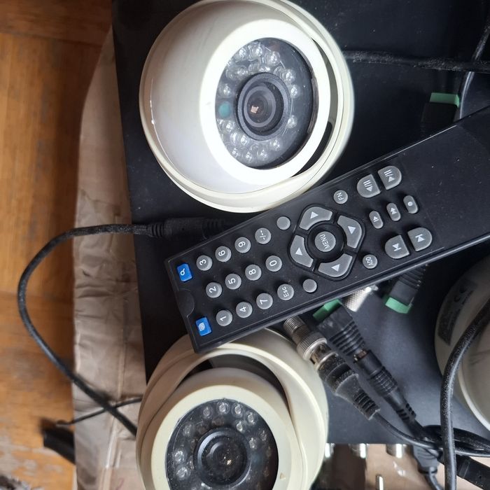 Zestaw kamer z nagrywarką