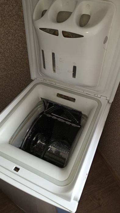 Пральна машина WHIRLPOOL AWE 7515/1