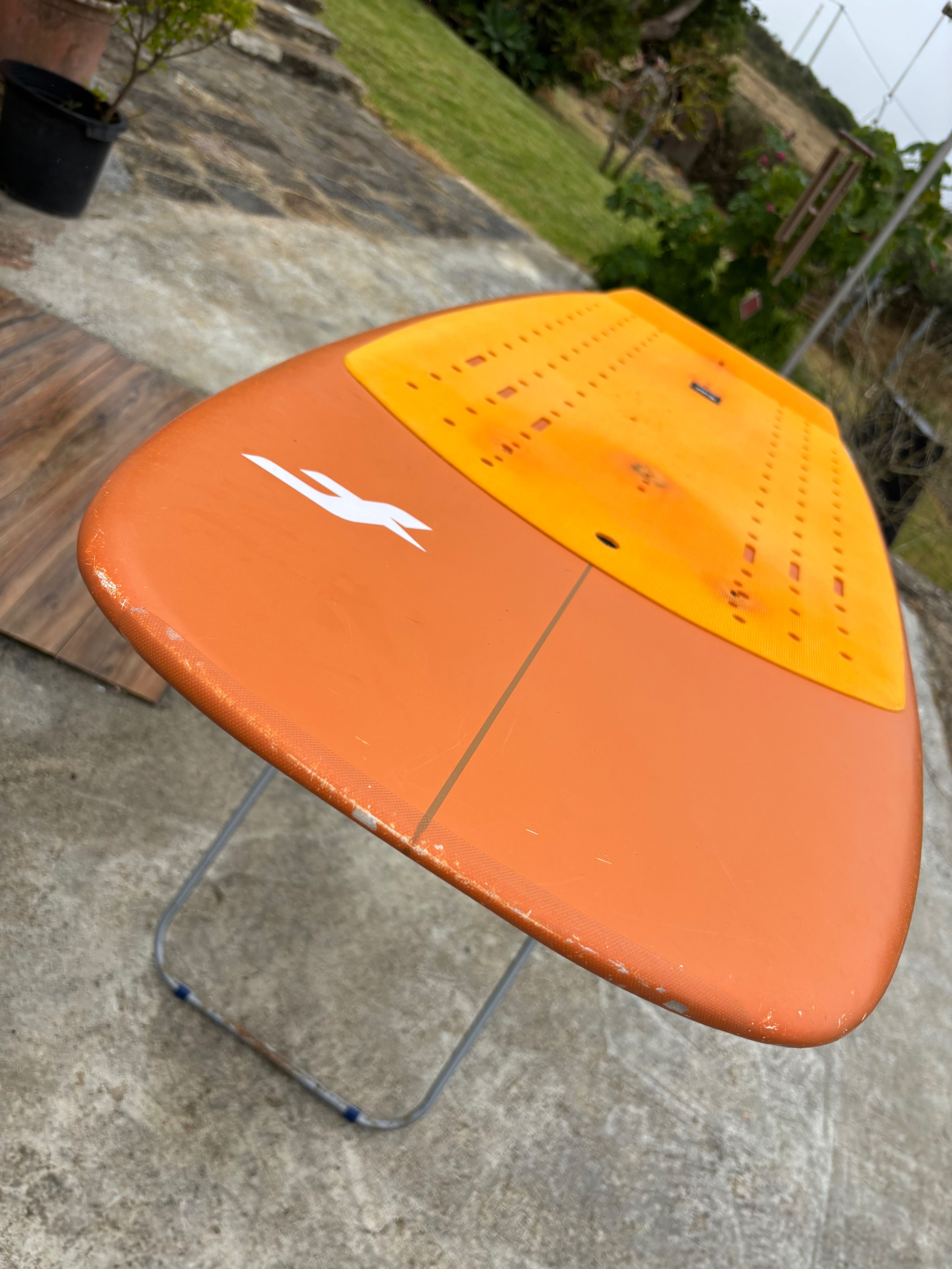 F-One Rocket 60L prancha wing foil