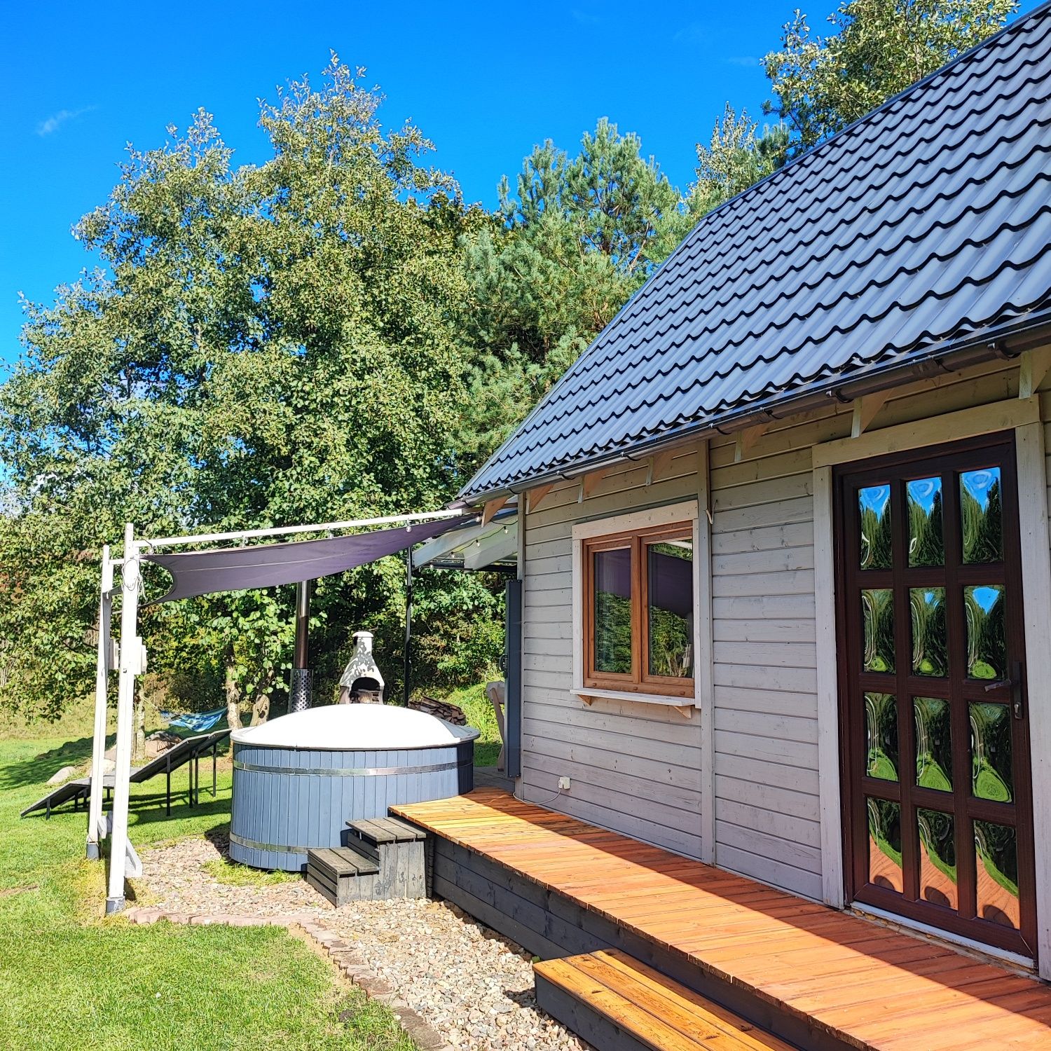 Kaszuby, Jacuzzi,Nowy Szary drewniany domek z kominkiem, Wakacje,Staw,