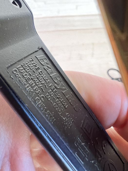 Компактний випрямлювач утюжок для волосся babyliss
