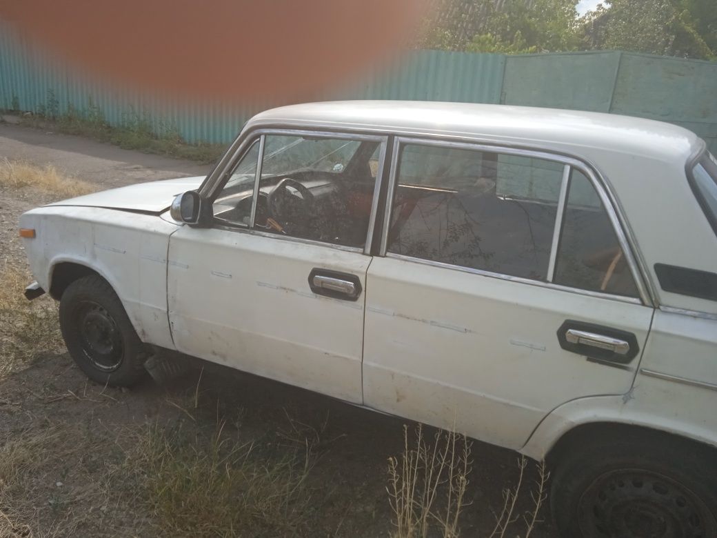 Продам автомобиль ваз 2103
