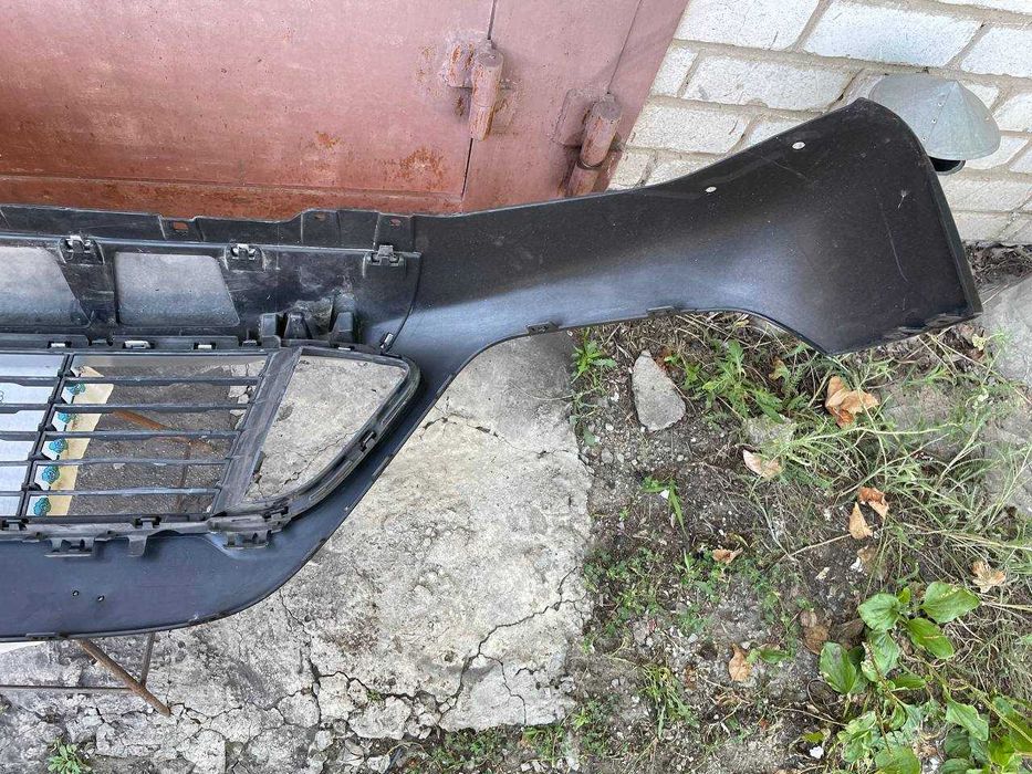 Губа юбка накладка переднего бампера в сборе на BMW X1 f48 2015-2019