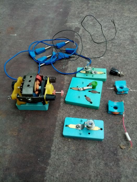 Конструктор з електрики