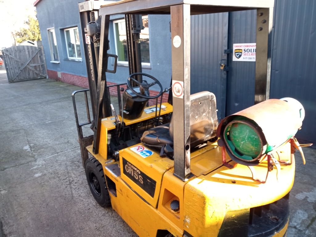 Wózek widłowy 1500 kg LPG