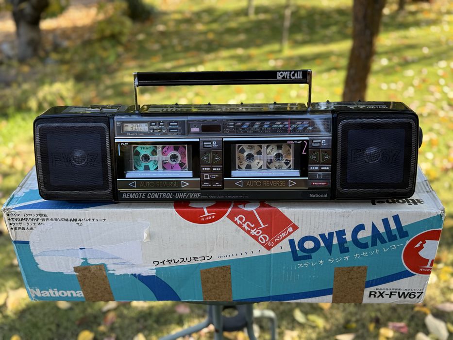 Продам магнитолу  National RX-FW67