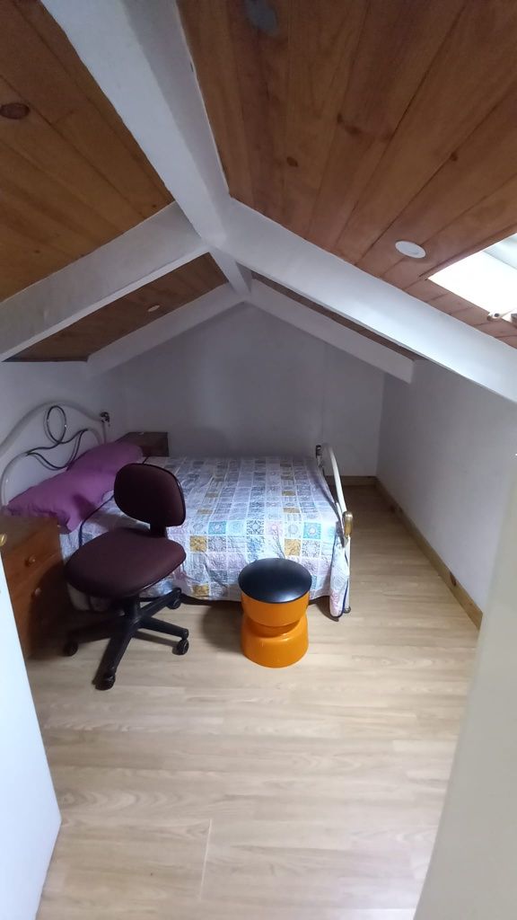 Precisa de um quarto para morar