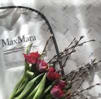 Подарунковий папір бутіка Max Mara