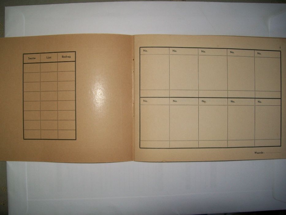 Lote de livros para selos