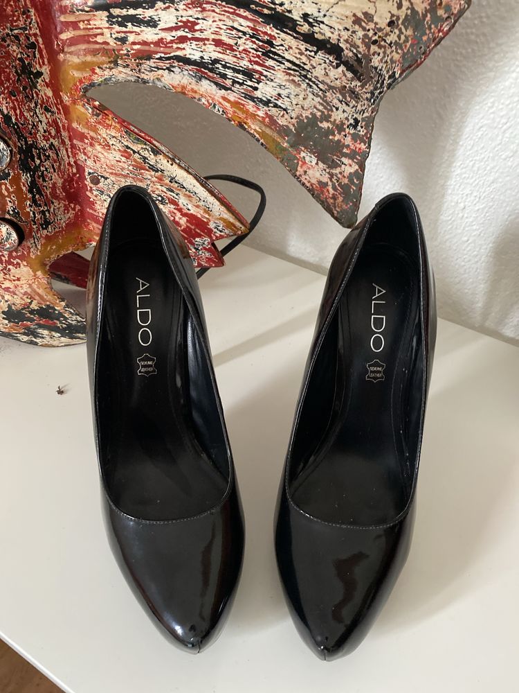 Sapatos Aldo Verniz 36