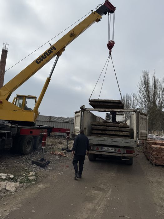 Кирпич красный Склад Ангар 132/50