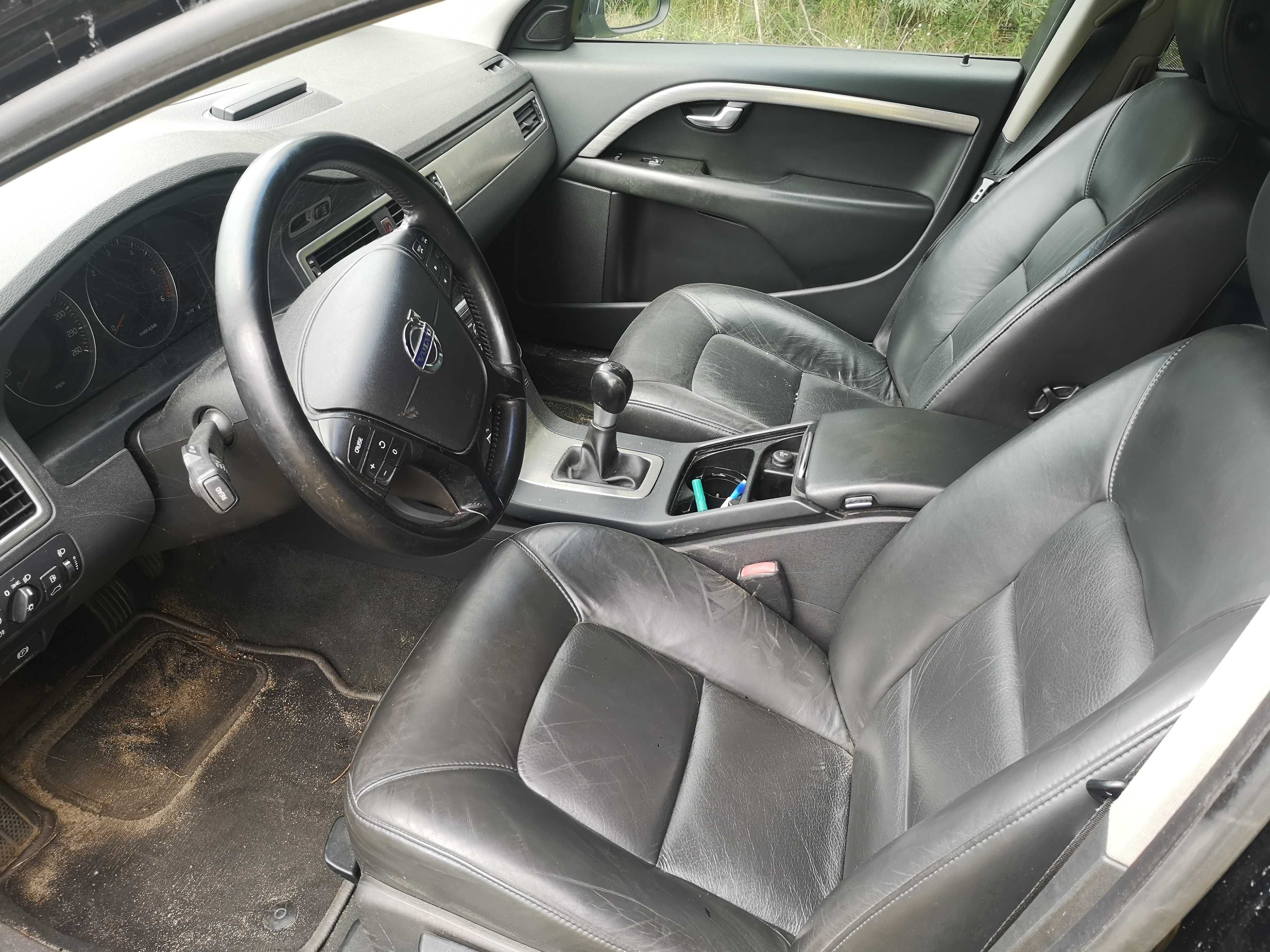 Volvo V70 momentum 2009