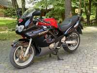 Suzuki GSX 600F