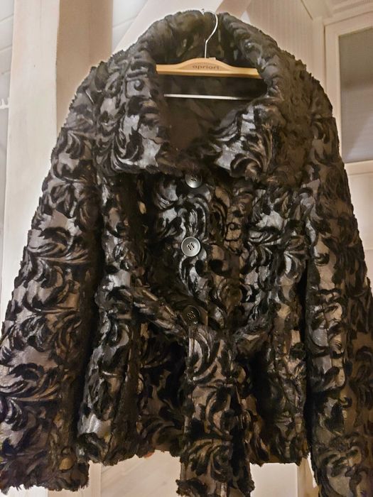 Elegancka kurtka wdzianko rozm.40 Nowa