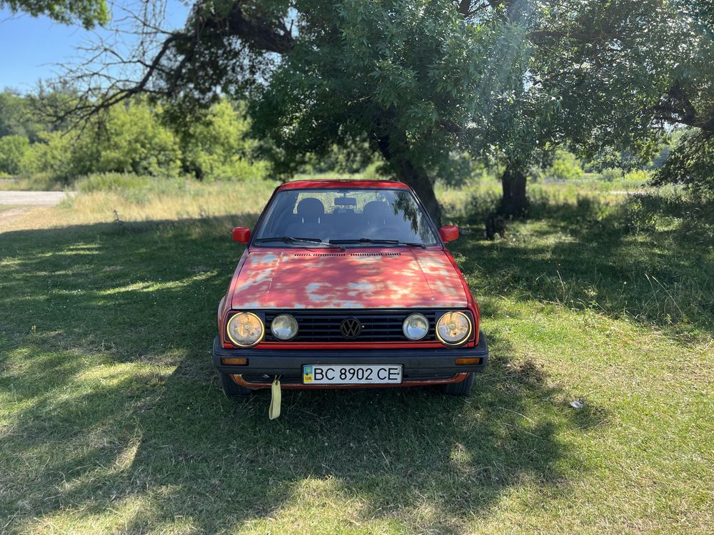 Продам авто Volkswagen Golf 2