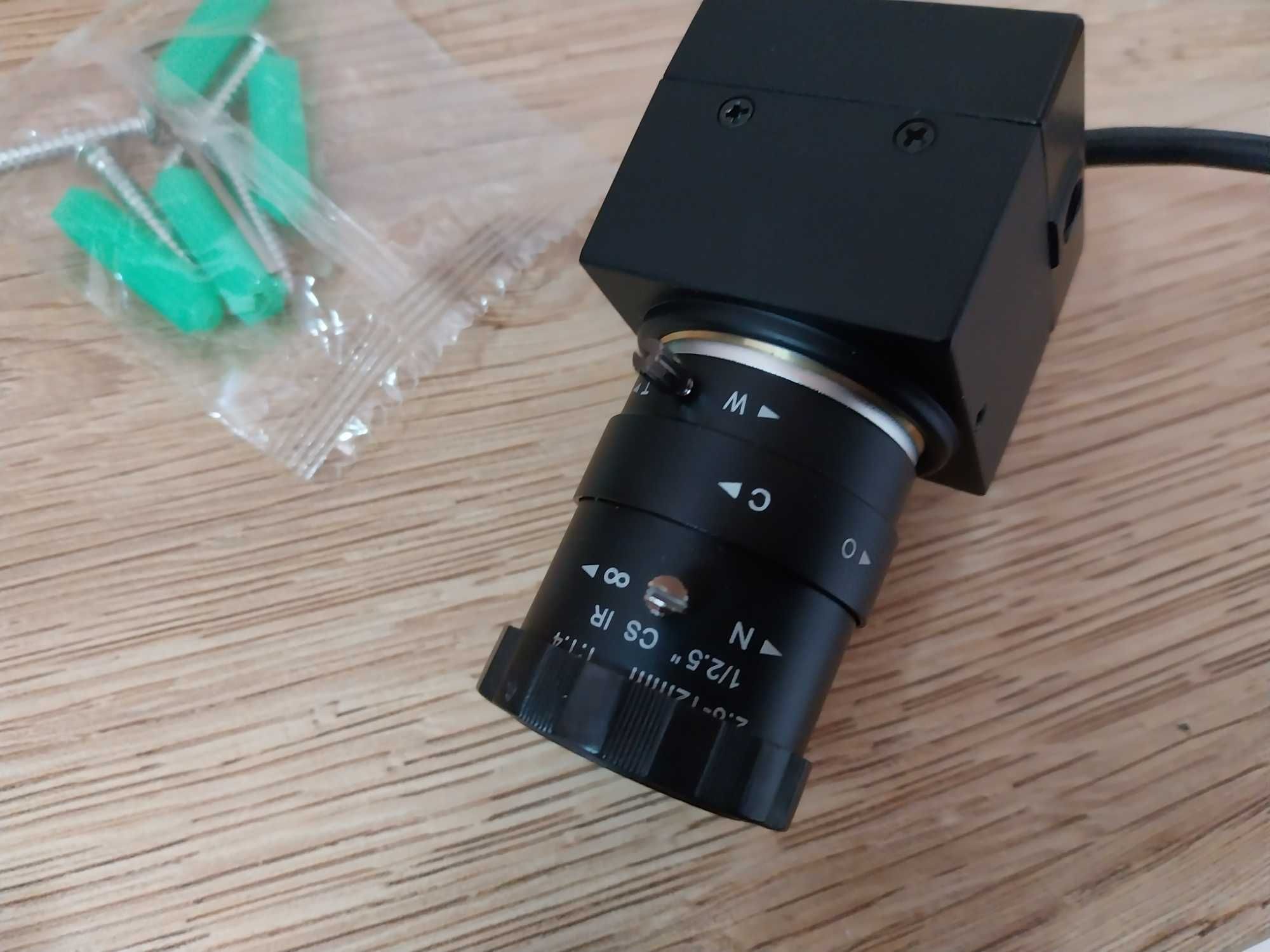 Kamera internetowa USB ELP z manualnym ustawianiem ostrości i zoomem