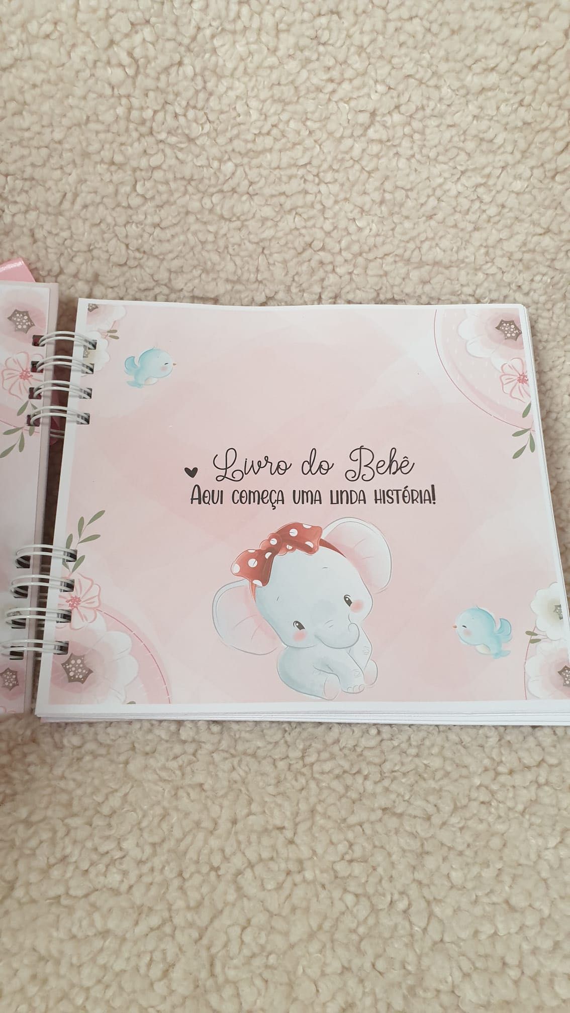 Livro de recordações do bebé elefantinho
