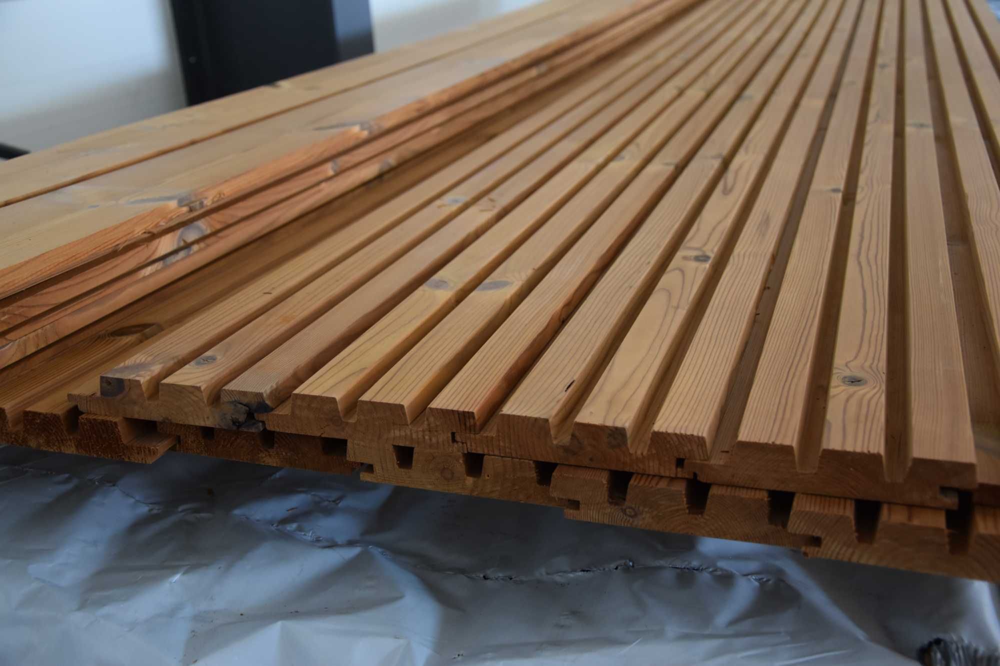 Deska elewacyjna UTK/3 26x140 sosna termo / szalówka / termososna