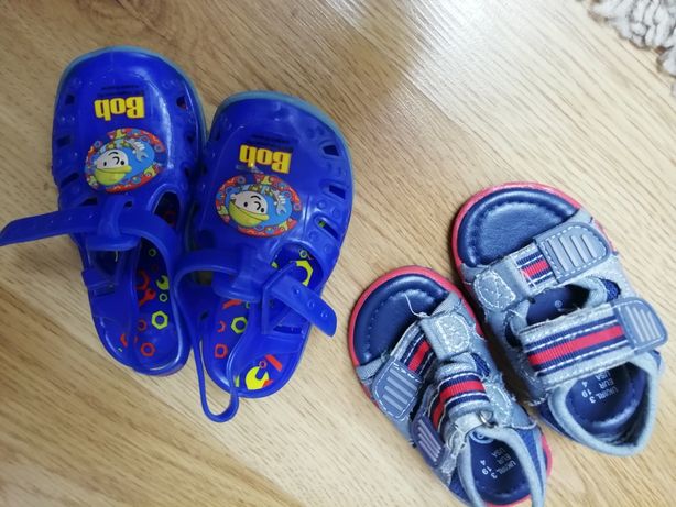 Buciki sandałki dla chłopca i buty do wody 19