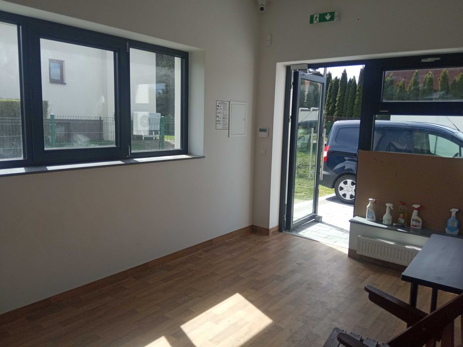 Lokal95m(możliwość podziału na 2 lokale:35m i 60m)Nowy Sącz Biegonice