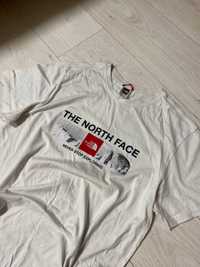 Футболка The North Face