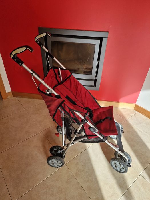 Carrinho passeio tipo bengala Chicco Caddy