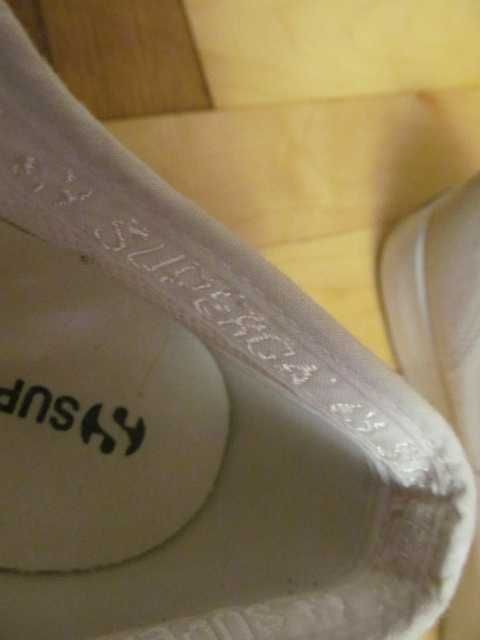 Жіночі фірмові кросівки  Superga.Made in Vietnam (38розмір)