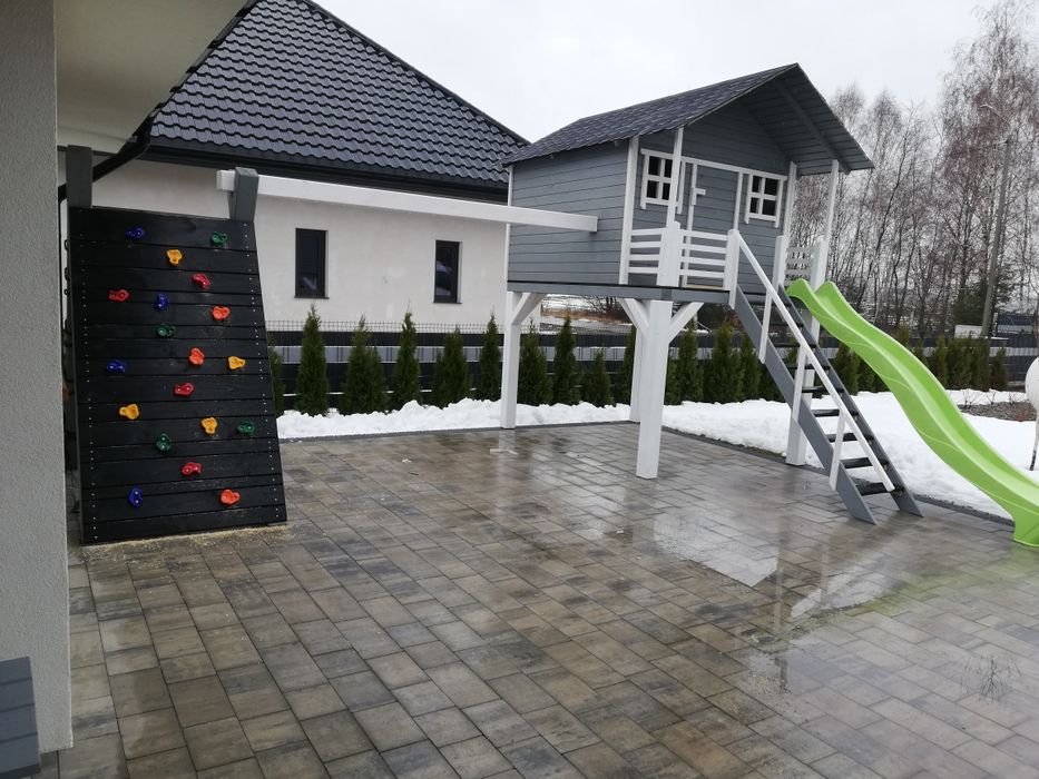 Domek dla dzieci plac zabaw