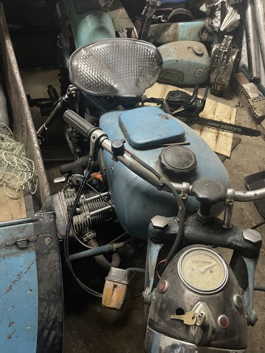 Мотоцикл Дніпро  Мт - 9