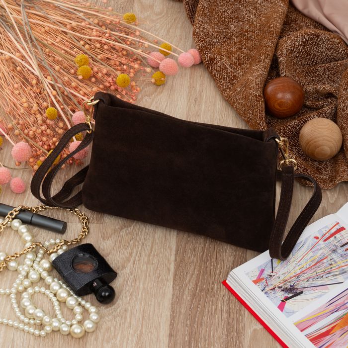 VERA PELLE torebka zamszowa listonoszka z paskiem V687 c.brązowa