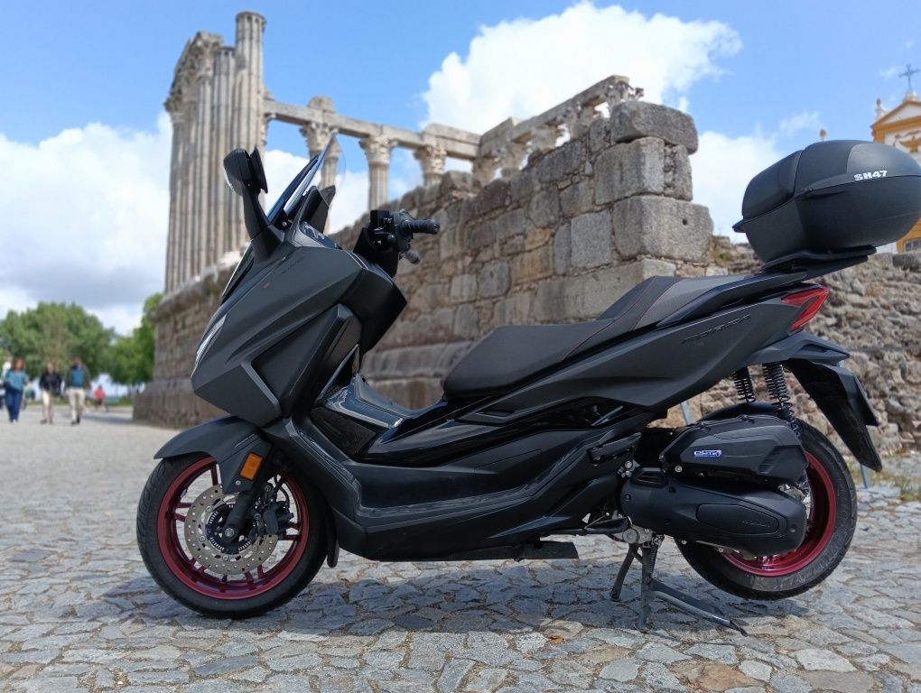 Honda forza 125 special edition