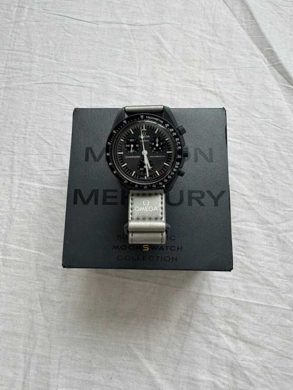 Omega x Swatch MoonSwatch - SO33A100 - Mercury Mission