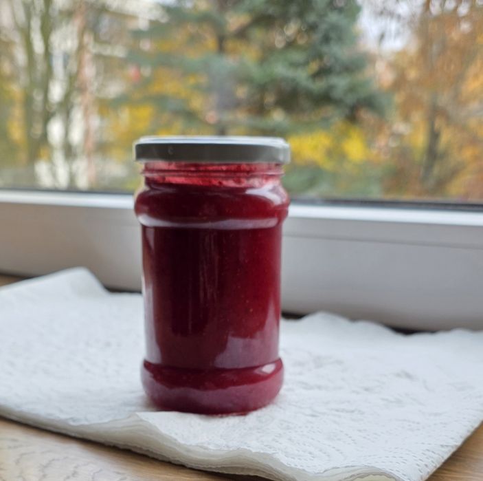 Żurawina tegoroczna ( dojrzała) w słoiczku