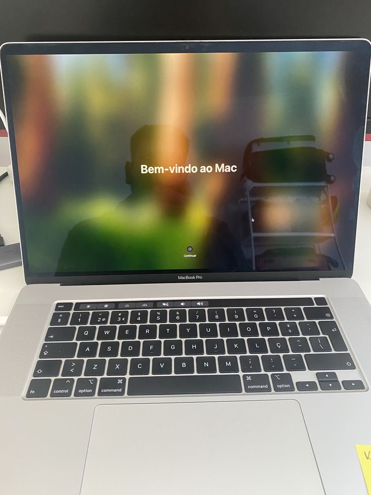 Macbook pro 16”