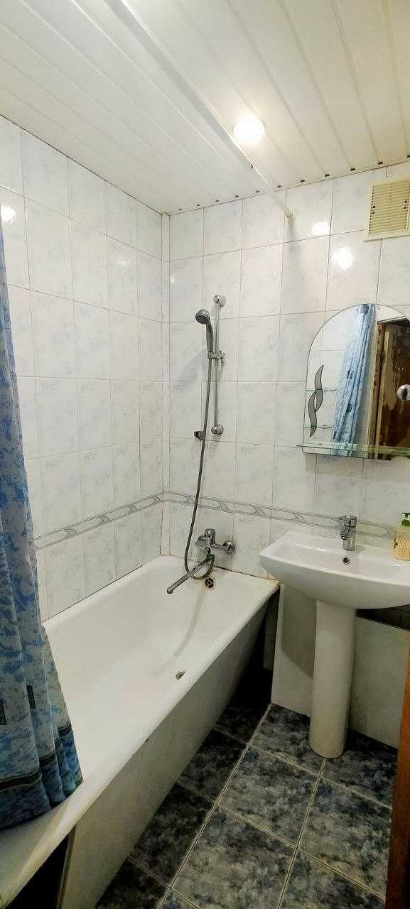 Продажа Трёхкомнатной Квартиры пр. Богдана Хмельницкого, 2эт/5эт дома