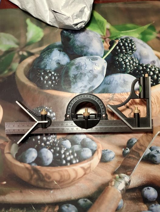 Багатофункціональний кутовий вимірювач 30 см 3 в 1 з транспортиром!