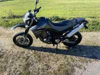 Moto XT660R, Com rodas super motard o resto esta de origem.