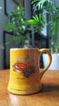 Stary kufel Alfa Romeo vintage car ceramika