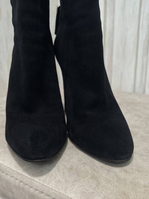 Ботинки/ Чоботи каблук