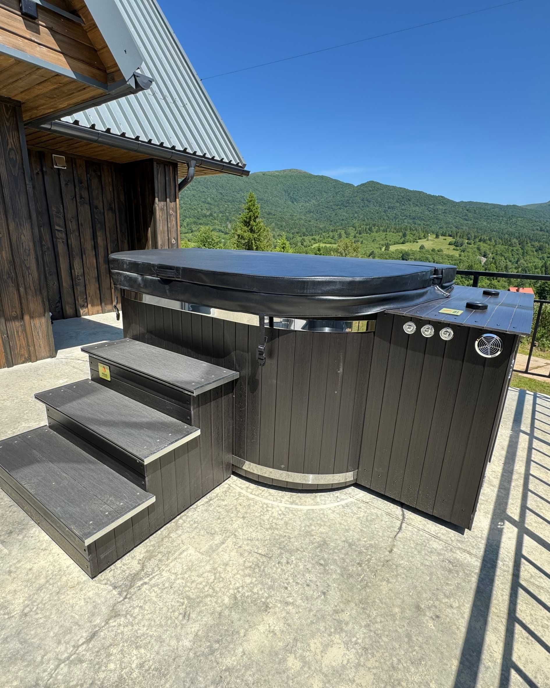 Grzeszne Chatki z Jacuzzi - Smerek - Bieszczady - Nowość