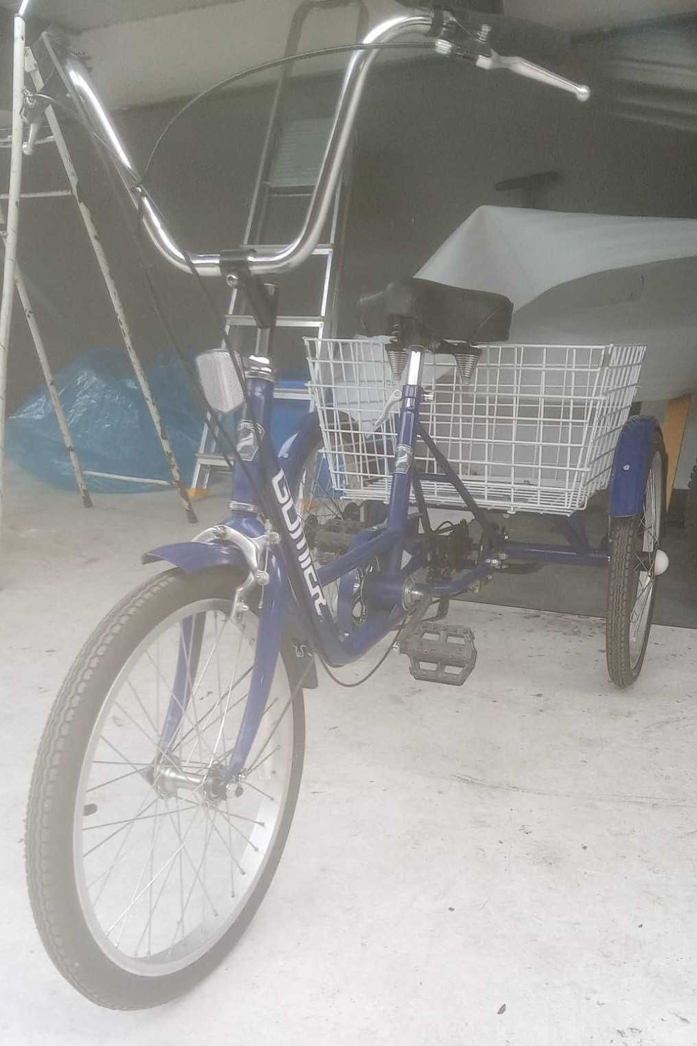 Bicicleta triciclo para adultos marca Gomier