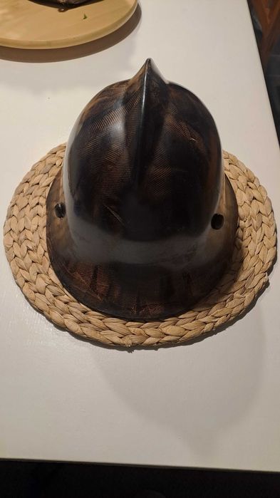 Stary hełm strażacki